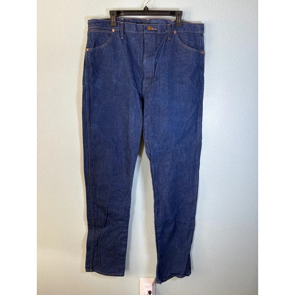 Wrangler 13MWZ Cowboy Cut Jeans Mens 40x38 Indigo Blue High Rise Stacked Western